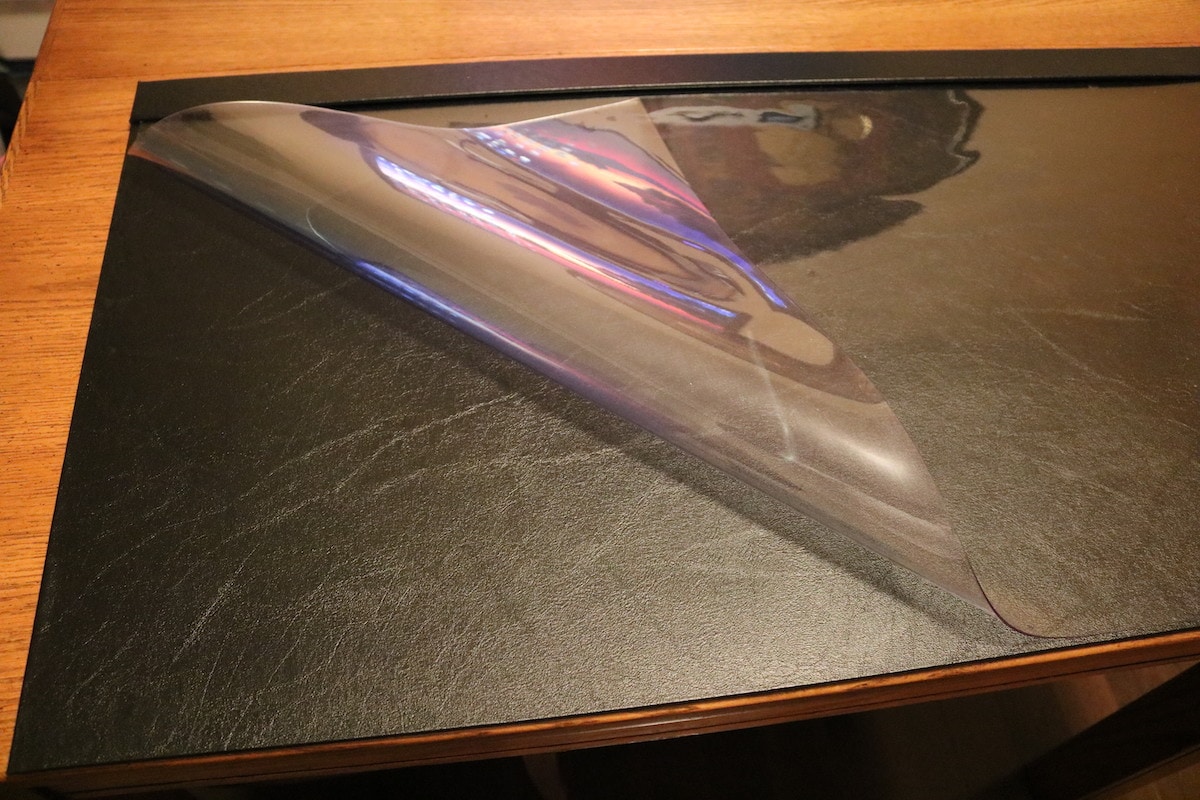 Desk Pad With Toprail Clear Overlay Desk Pads The Pad Place 